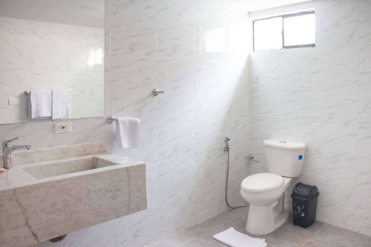 Edificio Casa Tabor Bed & Breakfast Barranquilla  Exterior photo